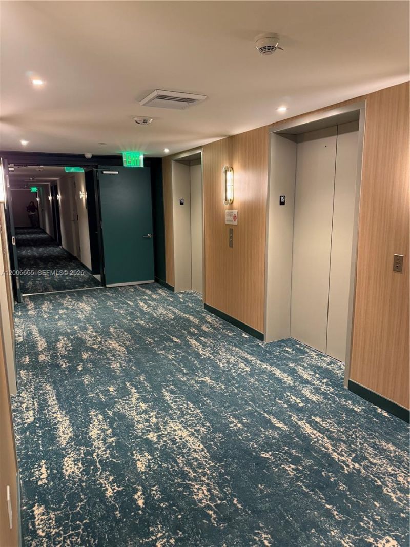 77 SE 5 Street, Unit 1904, Miami, FL 33131 Photo