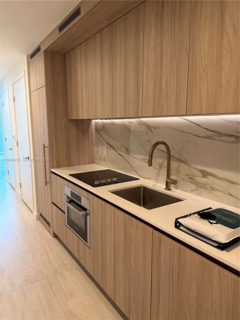 77 SE 5 Street, Unit 1904, Miami, FL 33131 Photo