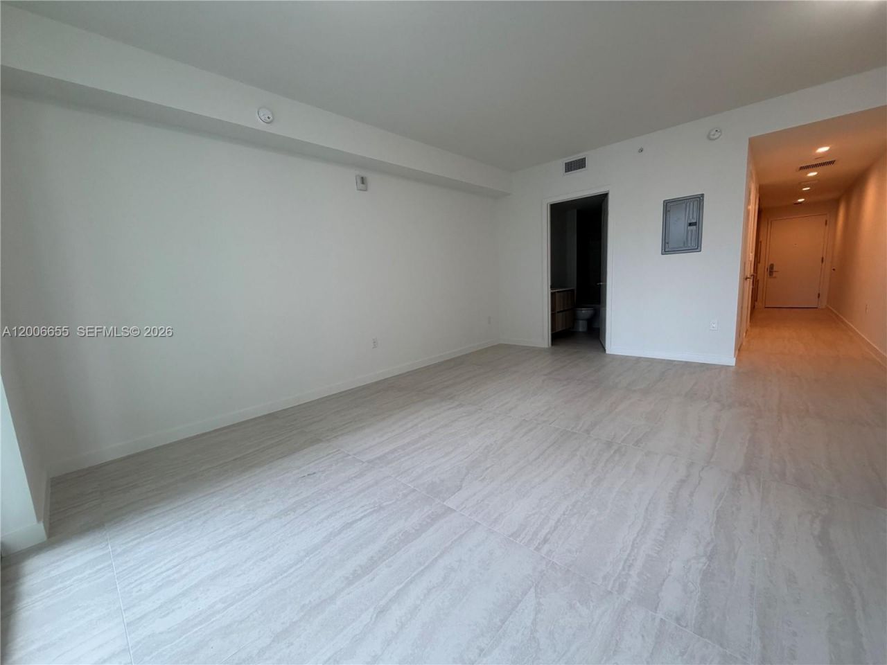 77 SE 5 Street, Unit 1904, Miami, FL 33131 Photo