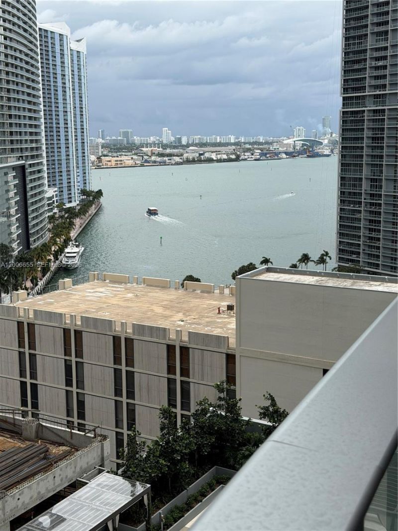 77 SE 5 Street, Unit 1904, Miami, FL 33131 Photo