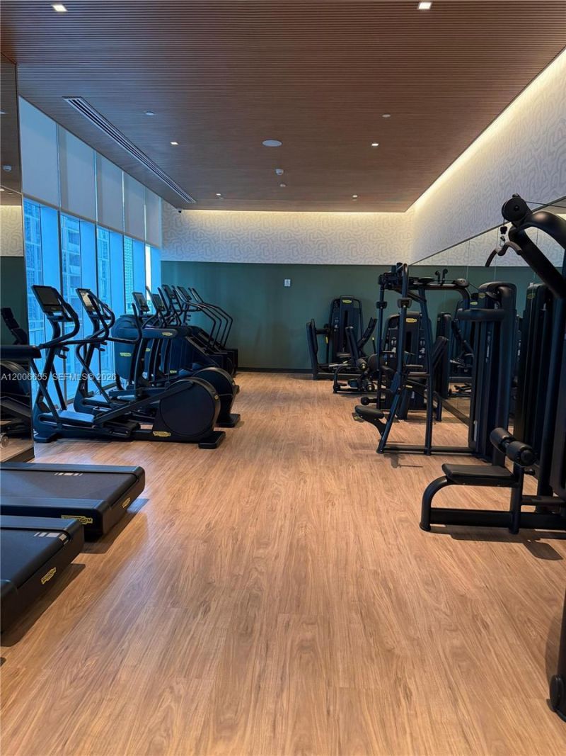 77 SE 5 Street, Unit 1904, Miami, FL 33131 Photo
