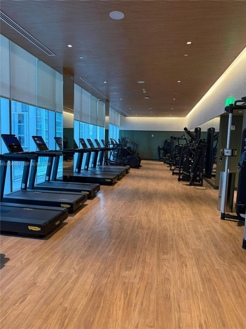 77 SE 5 Street, Unit 1904, Miami, FL 33131 Photo