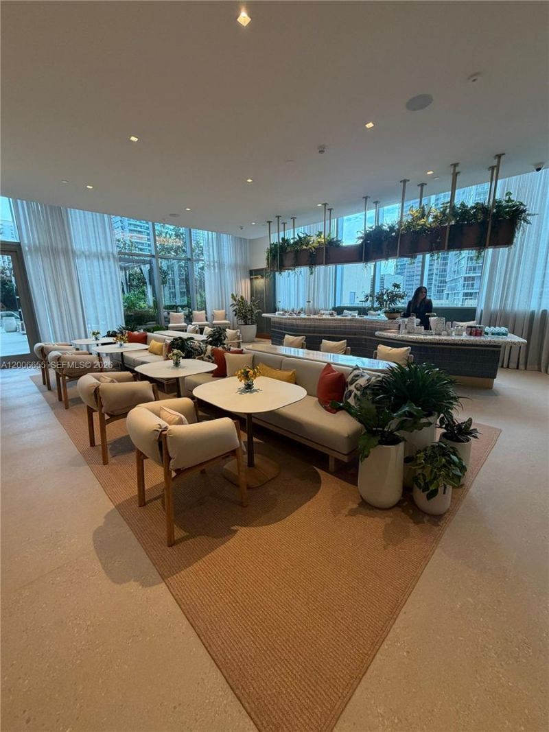 77 SE 5 Street, Unit 1904, Miami, FL 33131 Photo