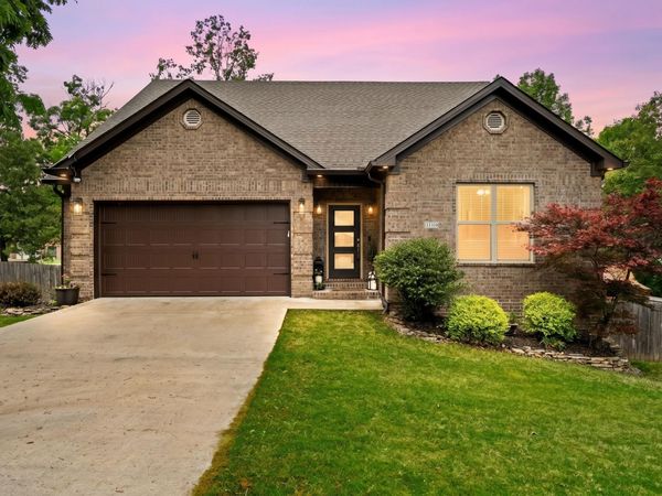 109 Sienna Lake Lane, Little Rock, AR 72210