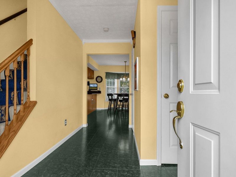 360 Field Harvest Avenue, Pickerington, OH 43147 Photo 2