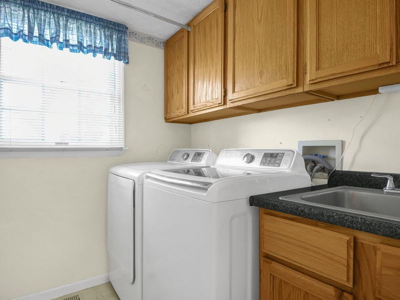 360 Field Harvest Avenue, Pickerington, OH 43147 Photo 23