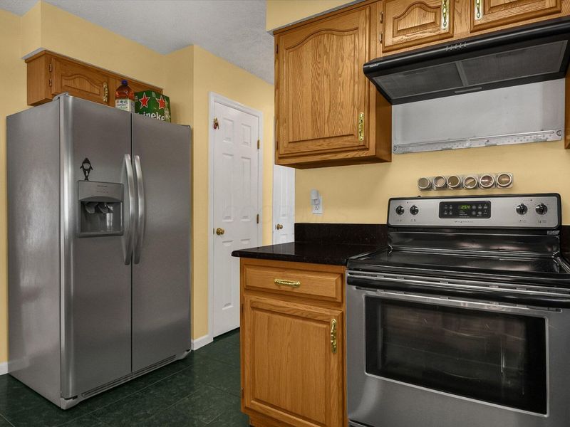 360 Field Harvest Avenue, Pickerington, OH 43147 Photo 6