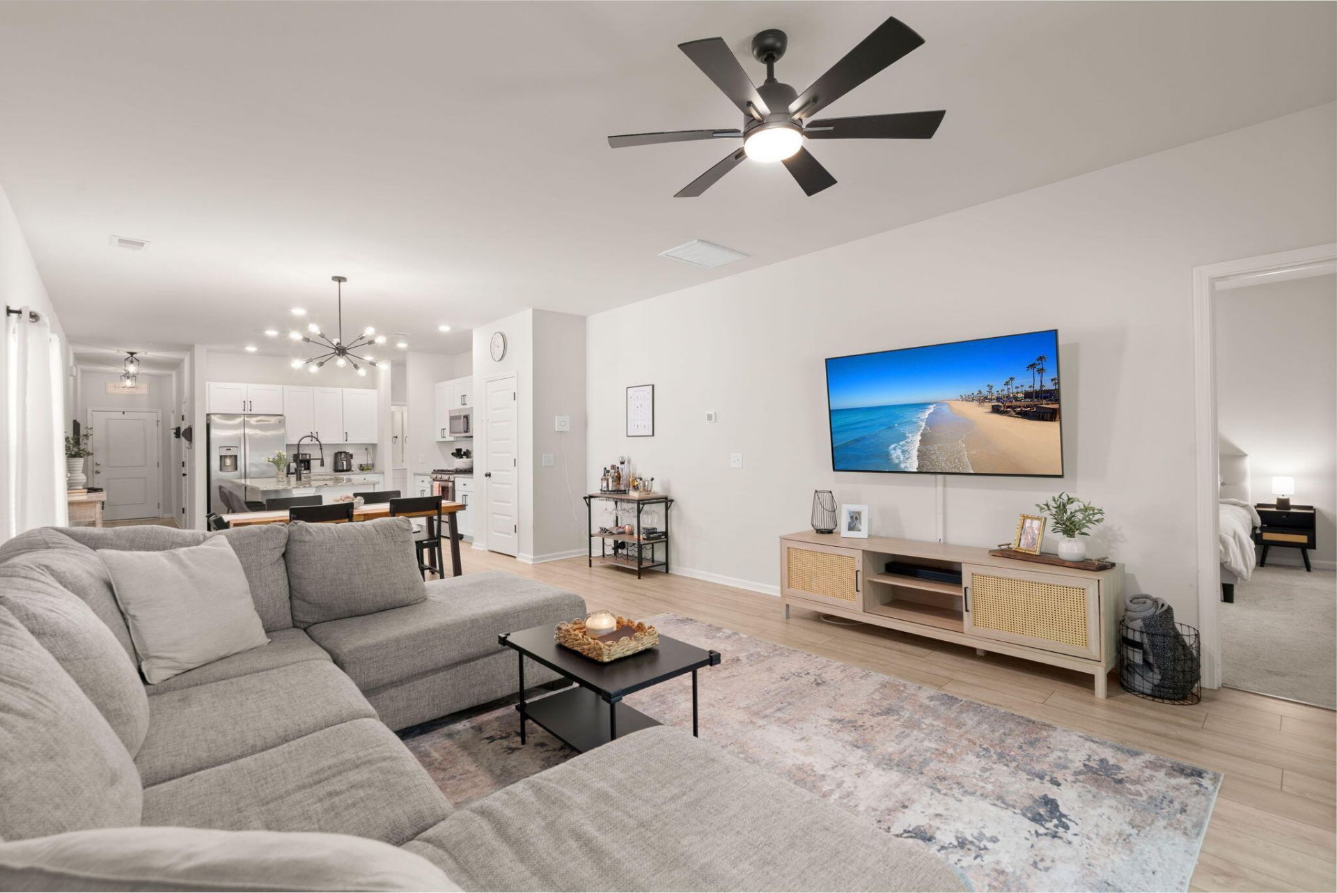 131 Vistawood Drive Photo 12