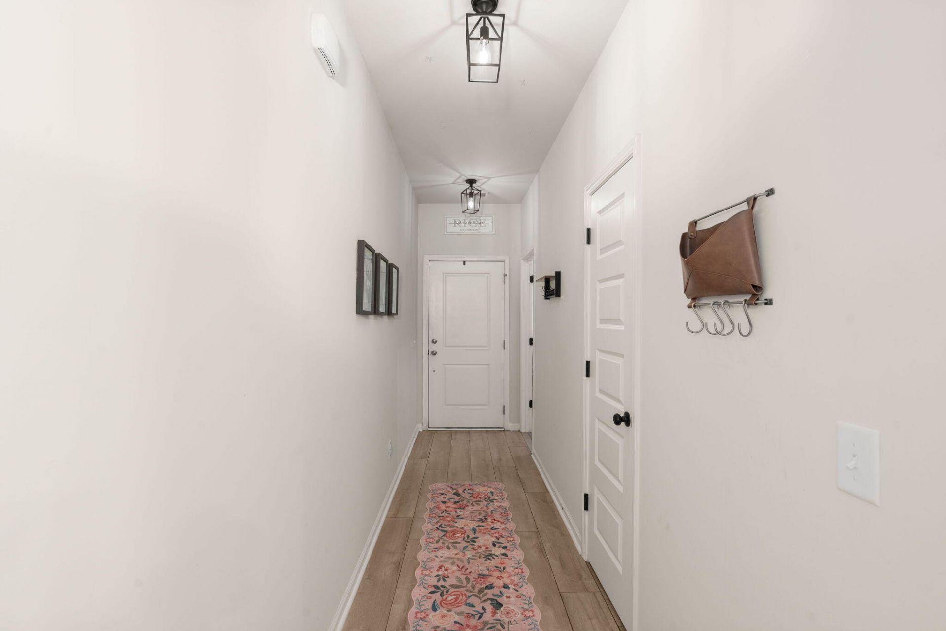 131 Vistawood Drive Photo 4