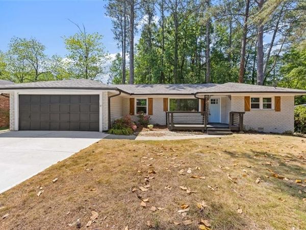 3331 Casa Linda Drive , Decatur, GA 30032