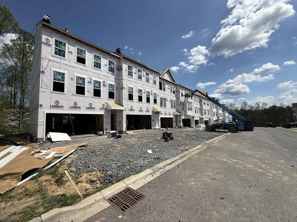 63 Dover Court, Bridgeport, WV 26330