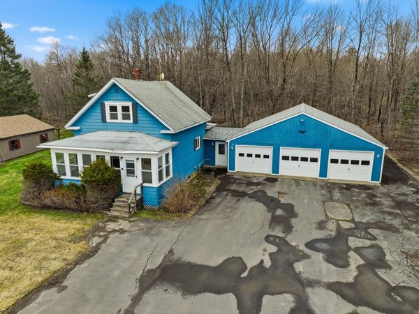 92 Park Street, Dexter, ME 04930