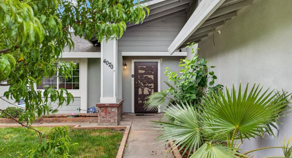 4070 Deer Trail Way, Sacramento, CA 95823 Photo