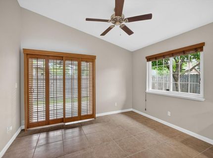 4070 Deer Trail Way, Sacramento, CA 95823 Photo