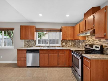 4070 Deer Trail Way, Sacramento, CA 95823 Photo