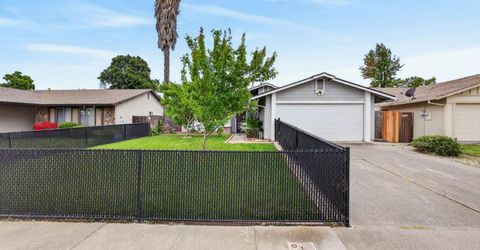 4070 Deer Trail Way, Sacramento, CA 95823 Photo