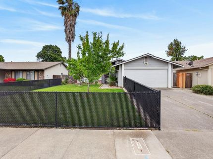 4070 Deer Trail Way, Sacramento, CA 95823 Photo