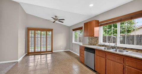 4070 Deer Trail Way, Sacramento, CA 95823 Photo