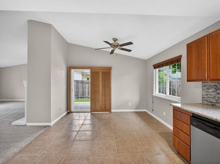 4070 Deer Trail Way, Sacramento, CA 95823 Photo