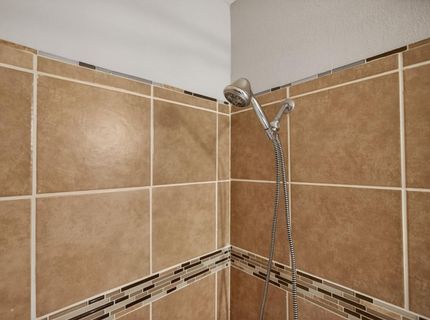 4070 Deer Trail Way, Sacramento, CA 95823 Photo