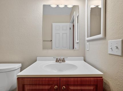 4070 Deer Trail Way, Sacramento, CA 95823 Photo