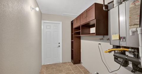 4070 Deer Trail Way, Sacramento, CA 95823 Photo