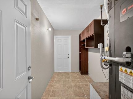 4070 Deer Trail Way, Sacramento, CA 95823 Photo