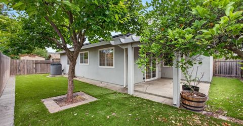 4070 Deer Trail Way, Sacramento, CA 95823 Photo