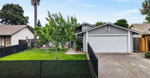 4070 Deer Trail Way, Sacramento, CA 95823 Photo