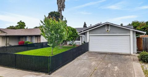 4070 Deer Trail Way, Sacramento, CA 95823 Photo