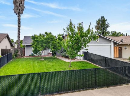 4070 Deer Trail Way, Sacramento, CA 95823 Photo