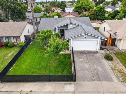 4070 Deer Trail Way, Sacramento, CA 95823 Photo