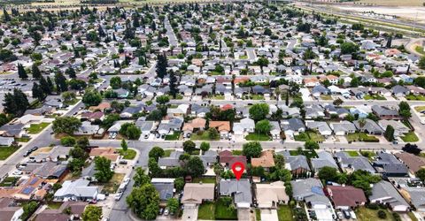 4070 Deer Trail Way, Sacramento, CA 95823 Photo