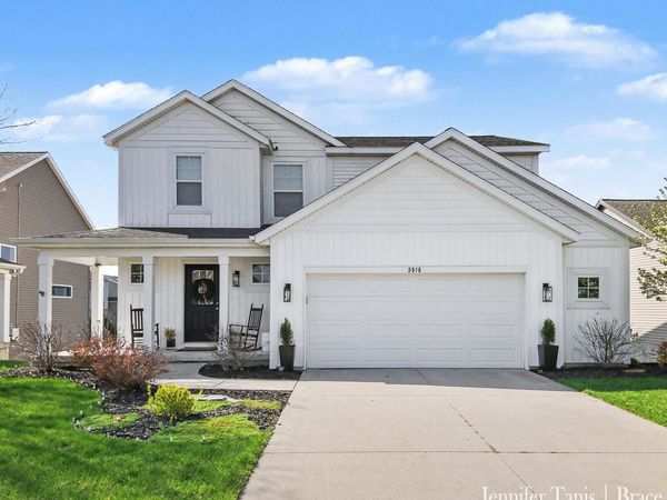 5918 Farmview Drive, Allendale, MI 49401