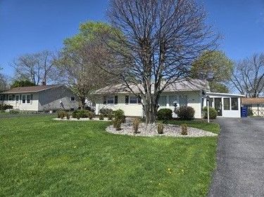 16 Christy Parkway , Honeoye Falls, NY 14472