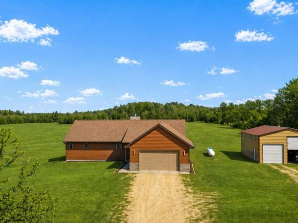 3622 13th Avenue, Wisconsin Dells, WI 53965