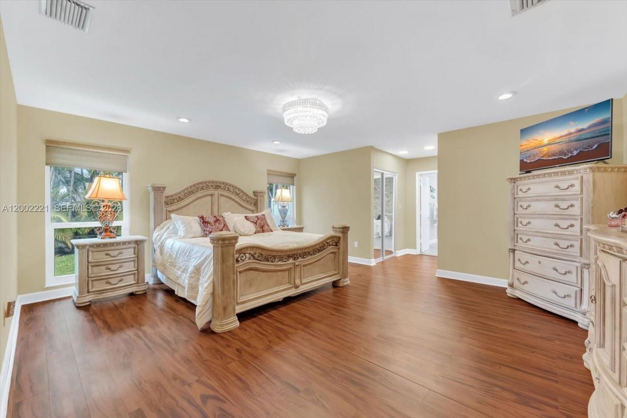 9941 SW 143rd St , Miami, FL 33176 Photo