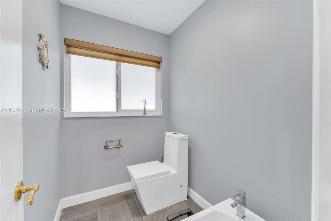 9941 SW 143rd St , Miami, FL 33176 Photo