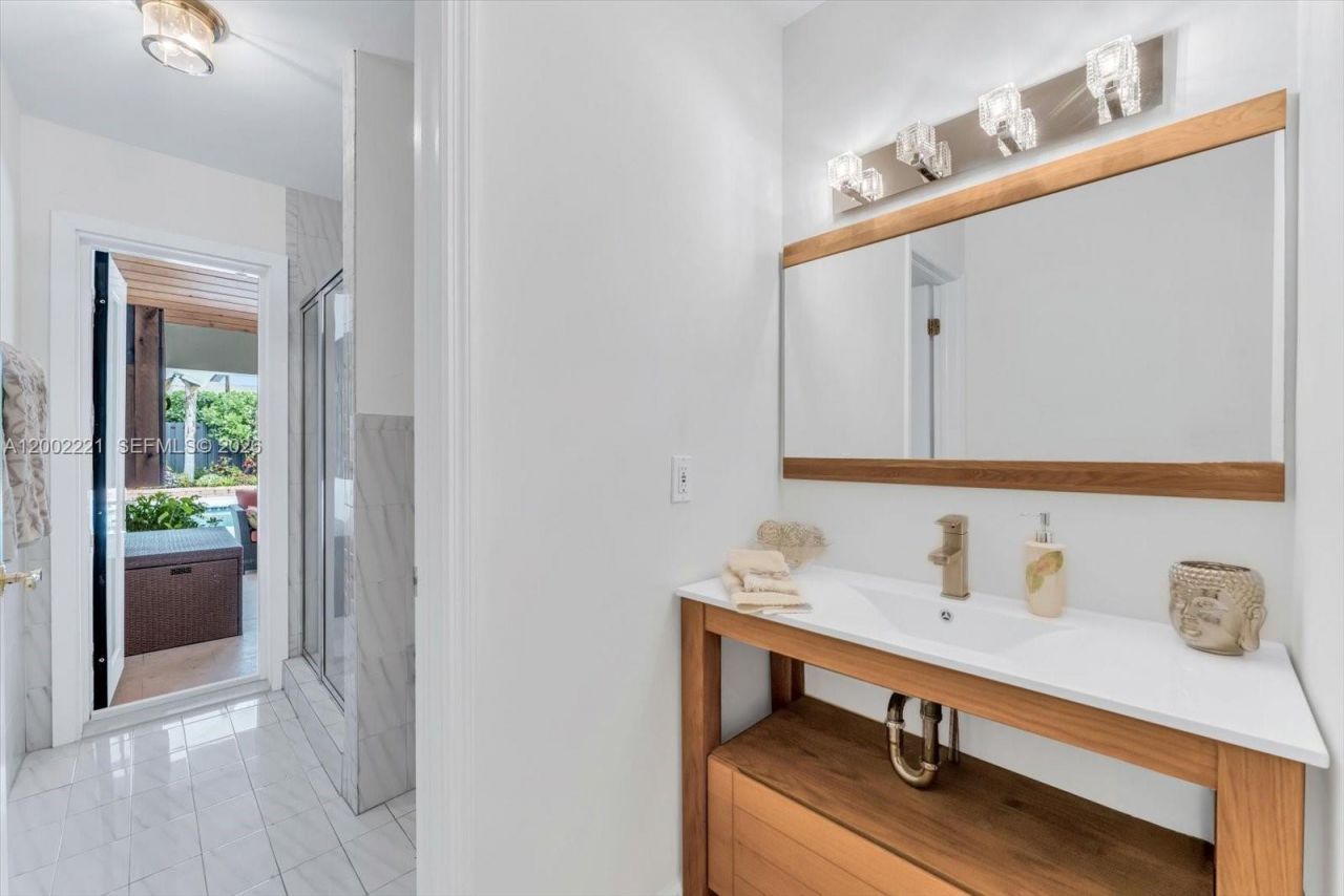 9941 SW 143rd St , Miami, FL 33176 Photo