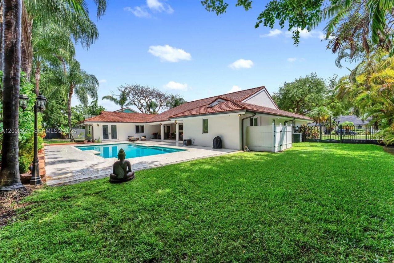 9941 SW 143rd St , Miami, FL 33176 Photo