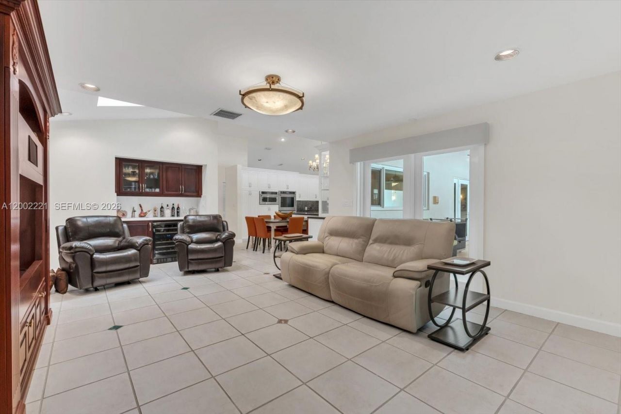 9941 SW 143rd St, Miami, FL 33176 Photo