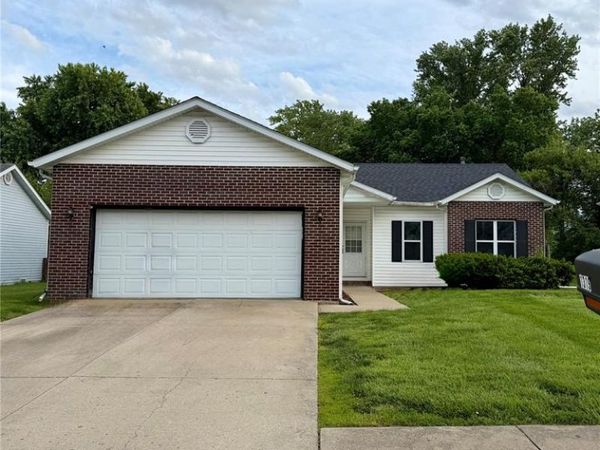 1319 TERRACE GREEN Lane, O'Fallon, IL 62269
