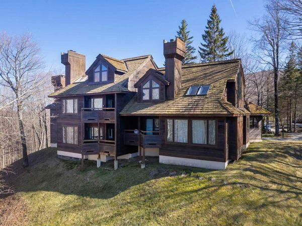 182 High Ridge Road, Unit I02, Killington, VT 05751