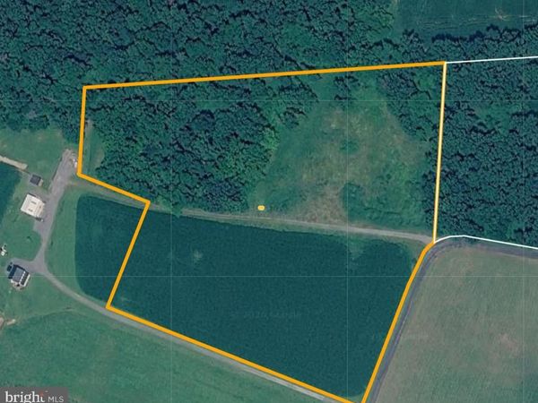 1036 ROUND HILL ROAD, EAST BERLIN, PA 17316