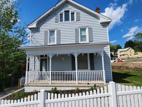 1 W E STREET W, BRUNSWICK, MD 21716