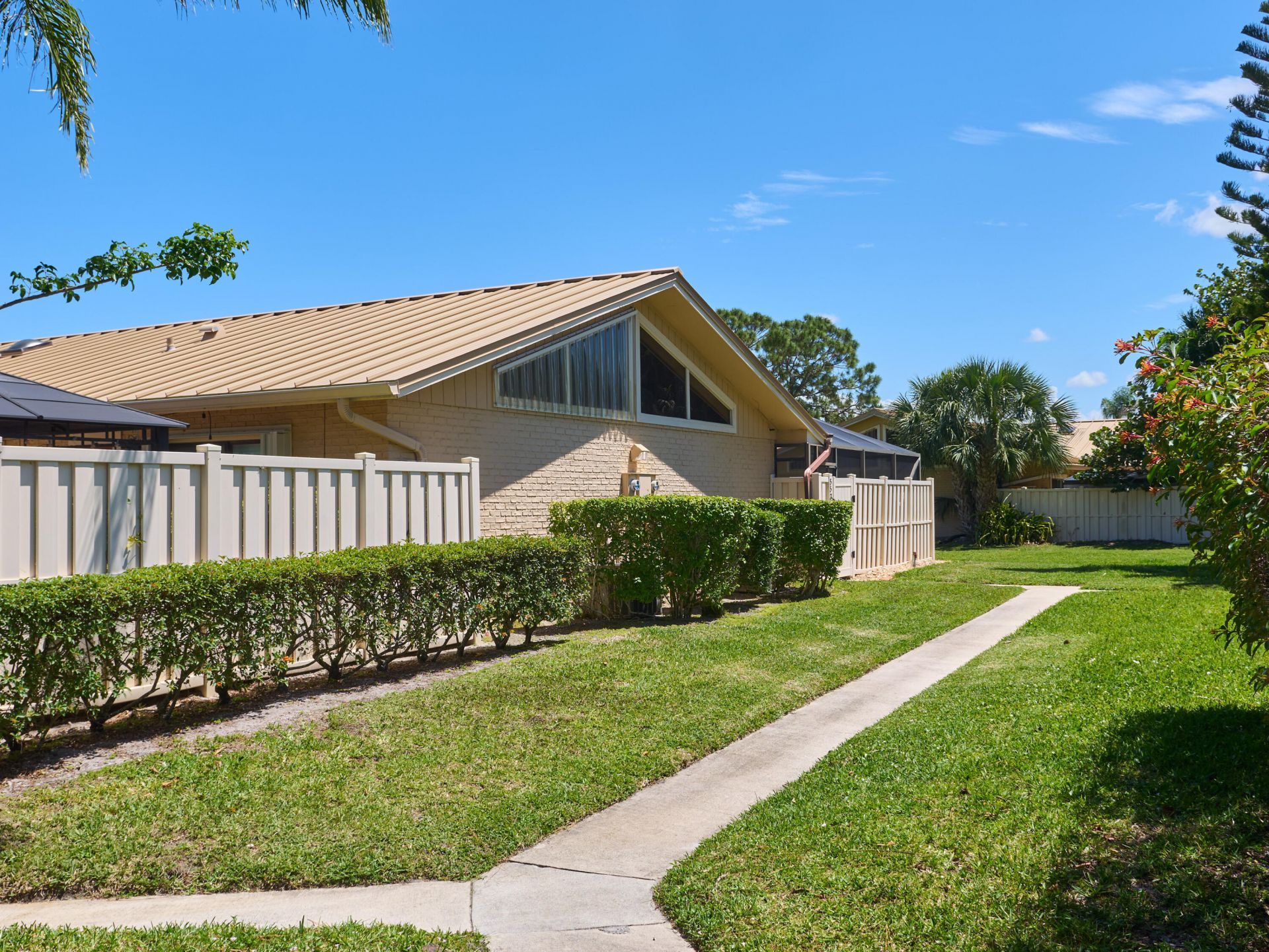 5532 Golden Eagle Circle, Palm Beach Gardens, FL 33418 Photo