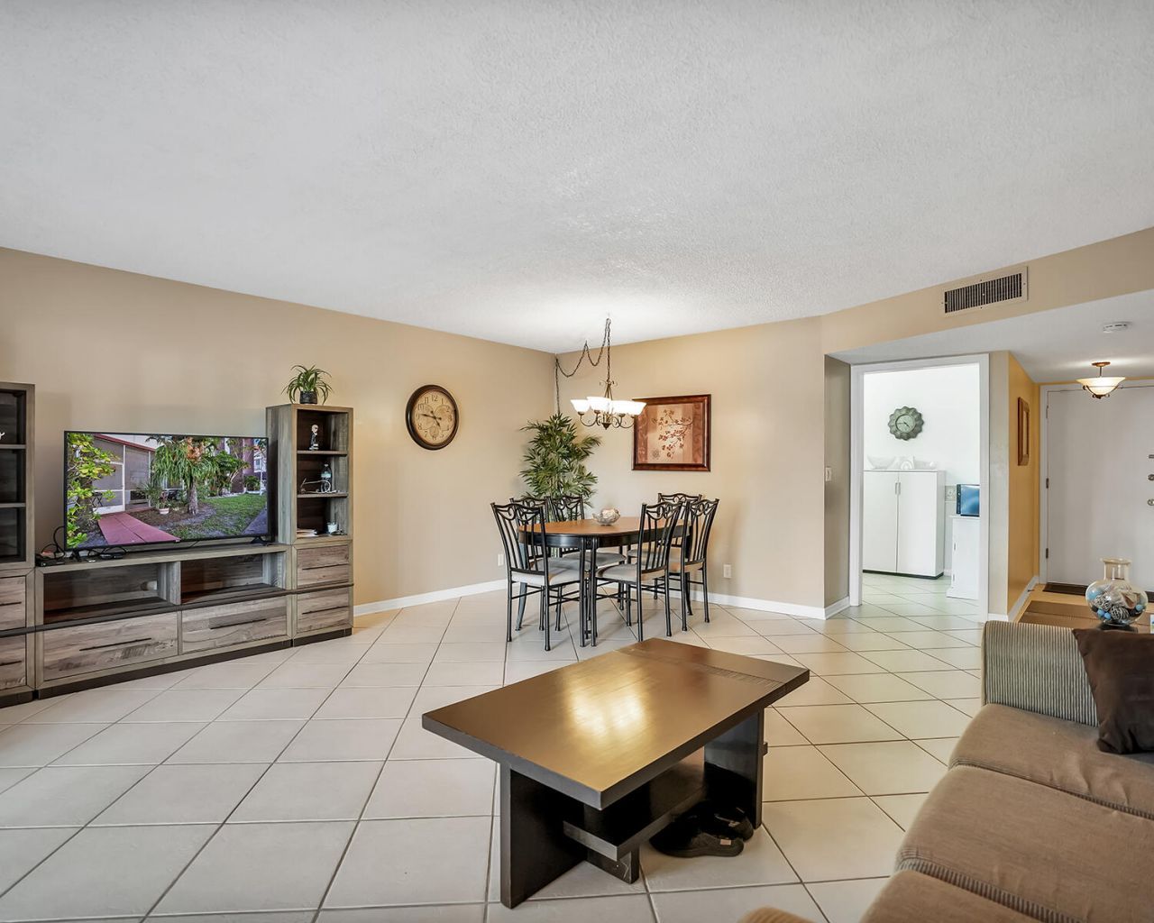 2061 NW 47th Terrace, Unit 103, Lauderhill, FL 33313 Photo