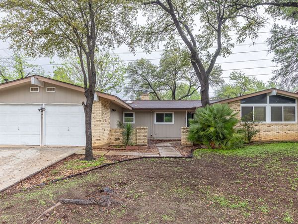 6111 WINDY FRST, San Antonio, TX 78239