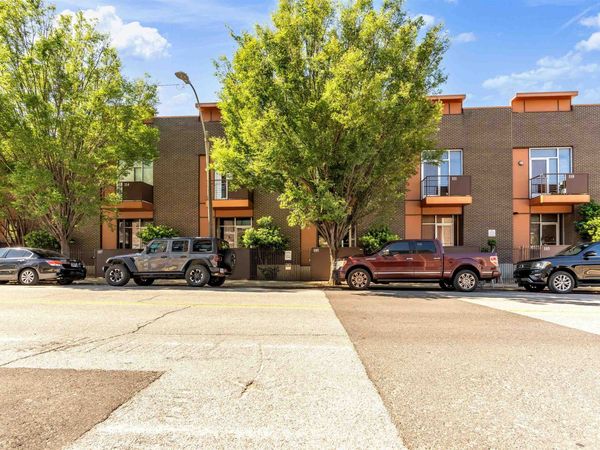 437 MONROE AVE, Unit 105, Memphis, TN 38103