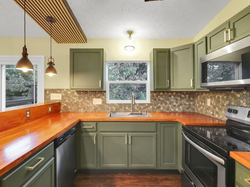 5503 Nike Drive, Hilliard, OH 43026 Photo 16